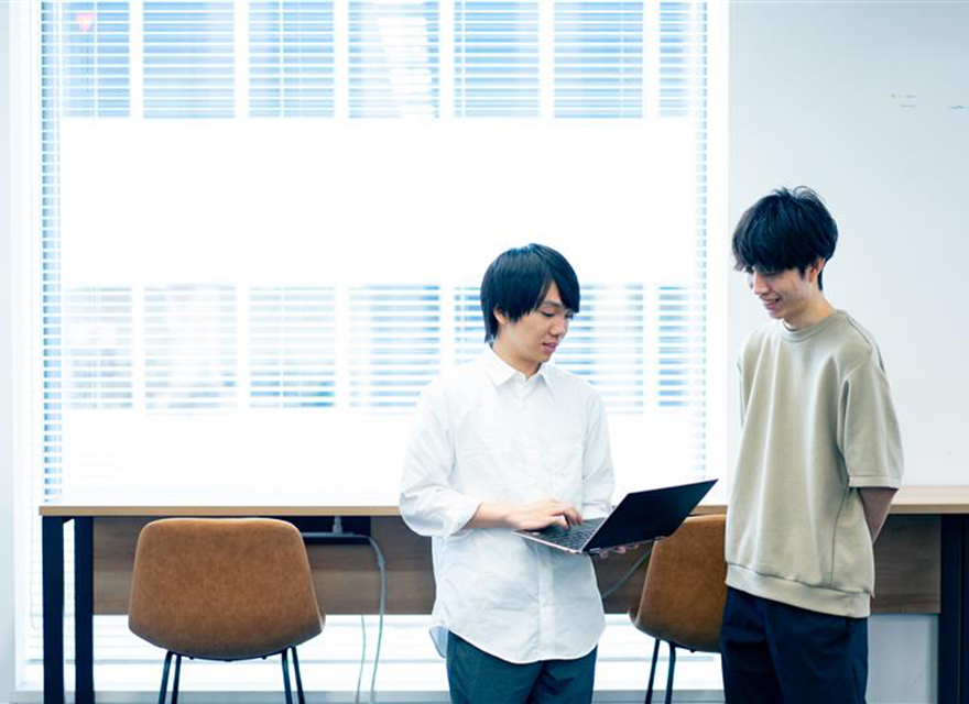 インフラエンジニアの業務風景